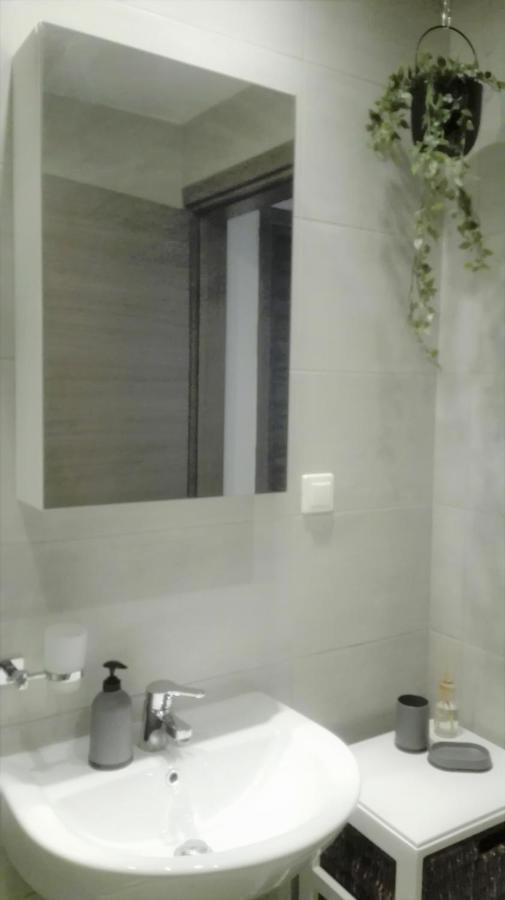 New Sea Escape Boutique Apt-Agii Aposto Li Beach Chania  Eksteriør billede