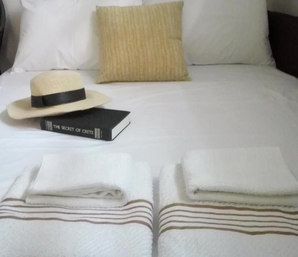 New Sea Escape Boutique Apt-Agii Aposto Li Beach Chania  Eksteriør billede